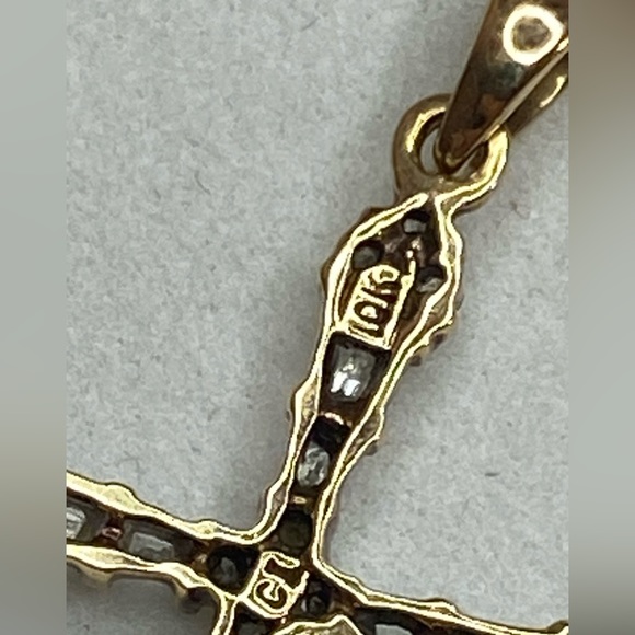 10K YELLOW AND WHITE GOLD diamond cross pendant REAL GOLD ✝️ - Picture 15 of 16